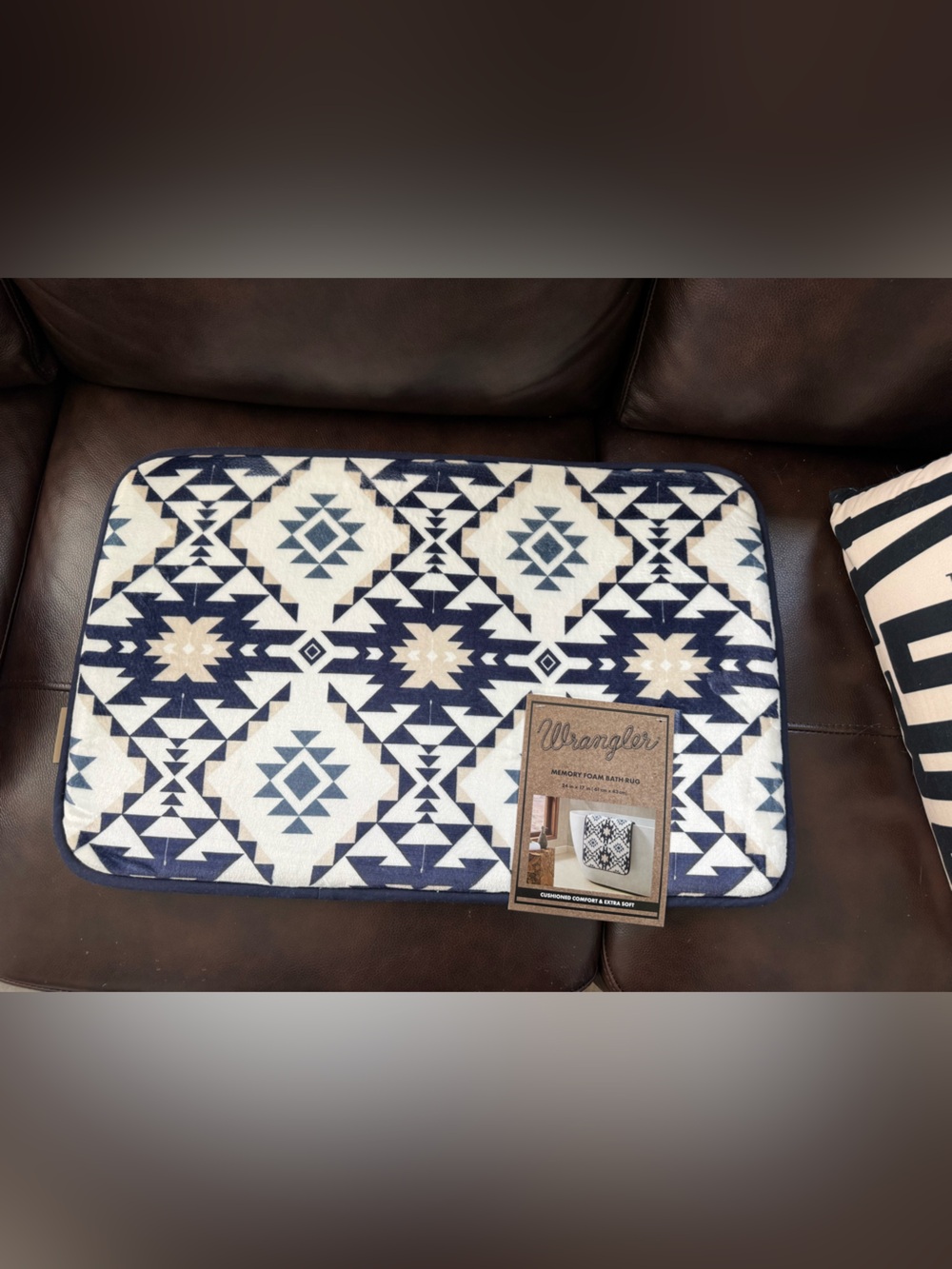 Wrangler Navy and White Geometric Bath Mat